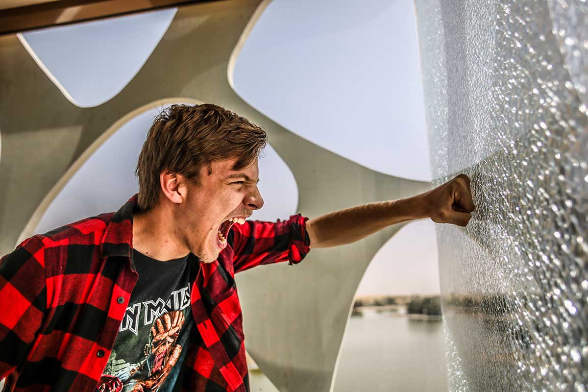 Öfke Nedir? Neden Kontrolden Çıkar?